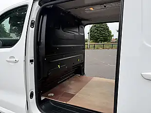Used 2020 Vauxhall Vivaro Sportive White - Interior and Exterior details 10