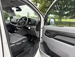 Used 2020 Vauxhall Vivaro Sportive White - Interior and Exterior details 13