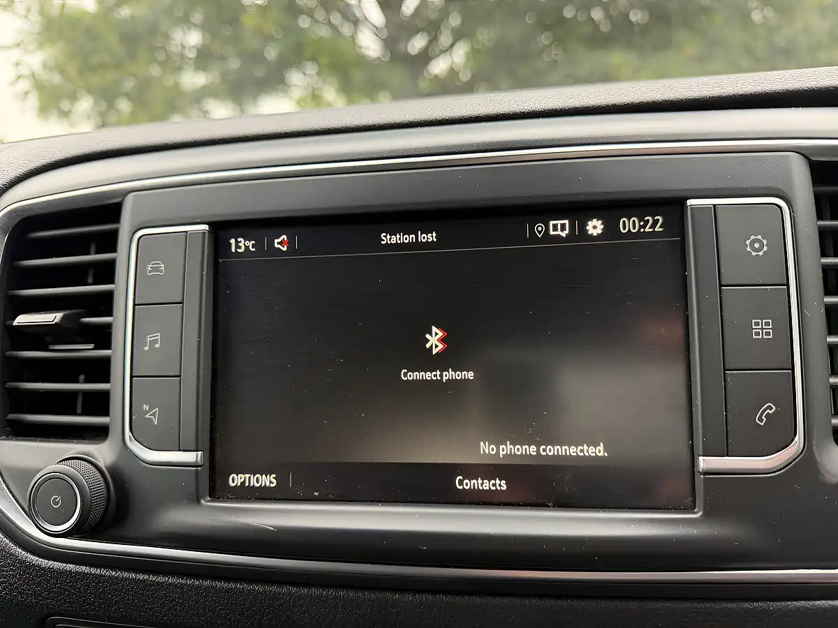 Used 2020 Vauxhall Vivaro Sportive White - Interior and Exterior details 16