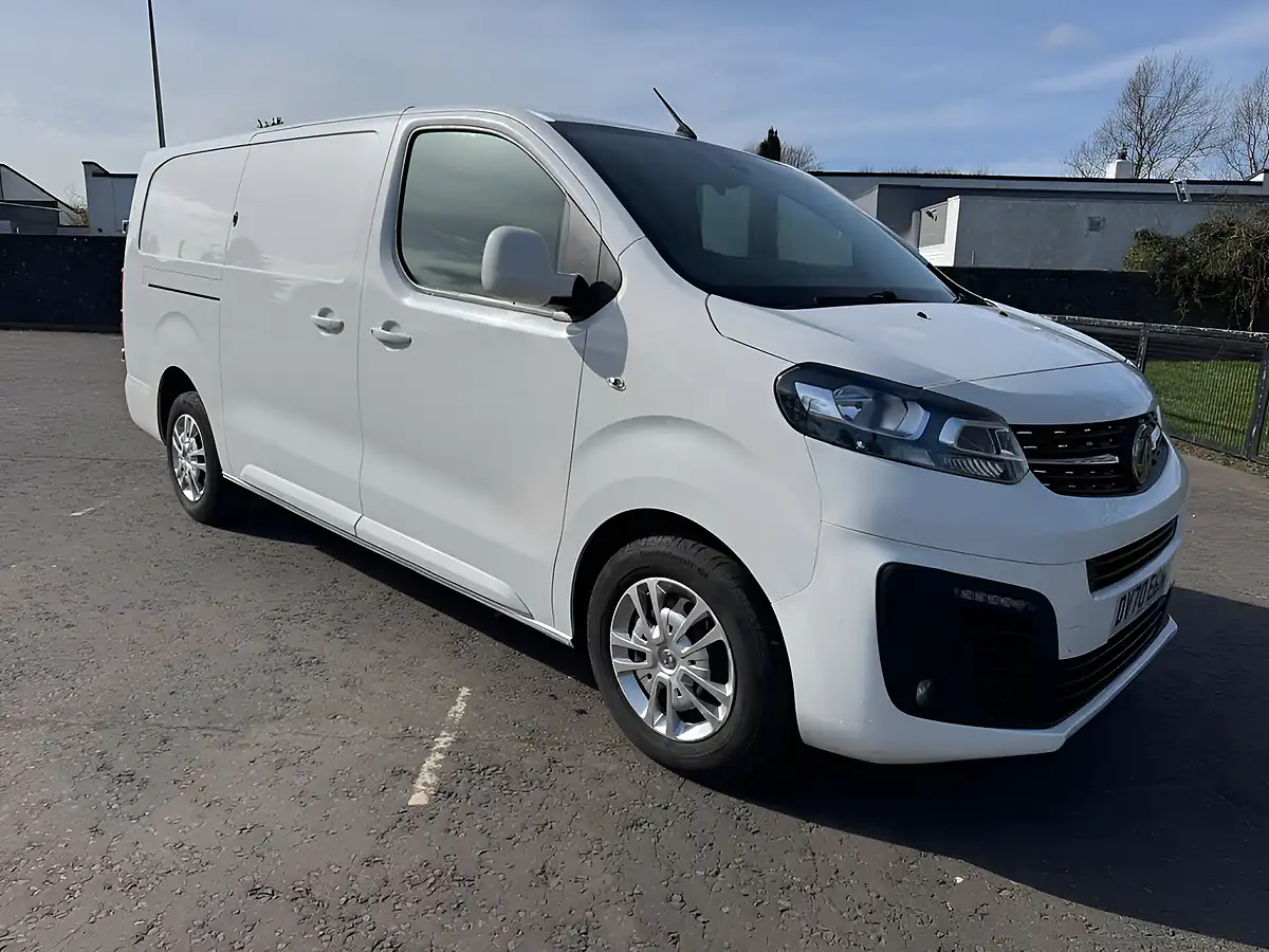 Used 2020 Vauxhall Vivaro Sportive White - Front View