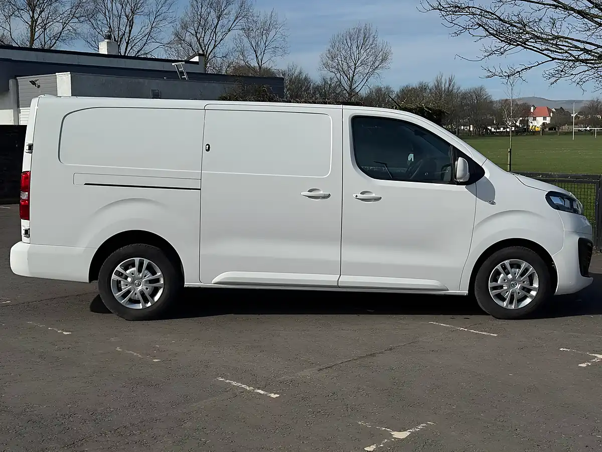 Used 2020 Vauxhall Vivaro Sportive White - Interior and Exterior details 8