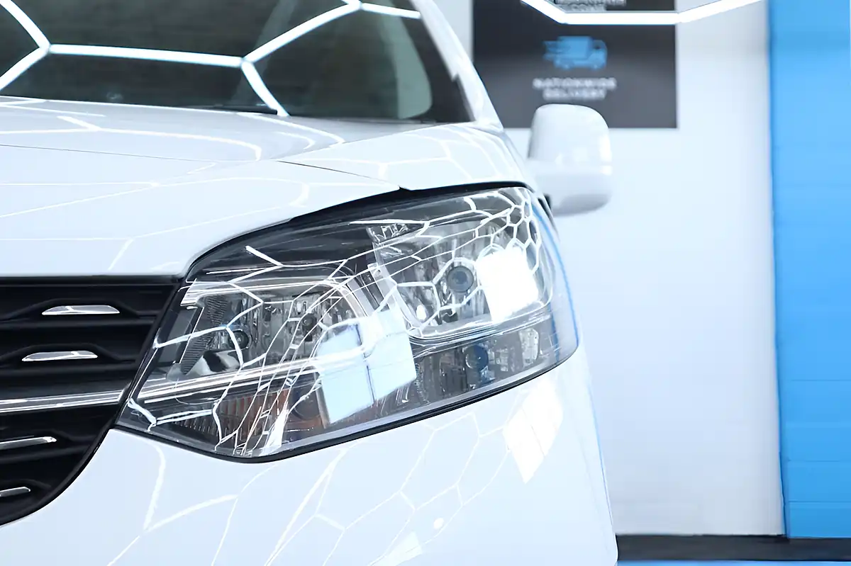 Used 2020 Vauxhall Vivaro Sportive White - Interior and Exterior details 10