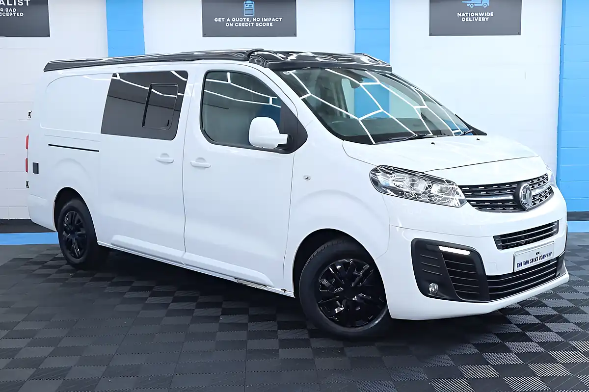 Used 2020 Vauxhall Vivaro Sportive White - Interior and Exterior details 9