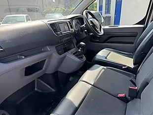 Used 2020 Vauxhall Vivaro Sportive White - Interior and Exterior details 6