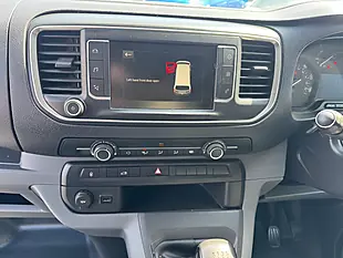 Used 2020 Vauxhall Vivaro Sportive White - Interior and Exterior details 7