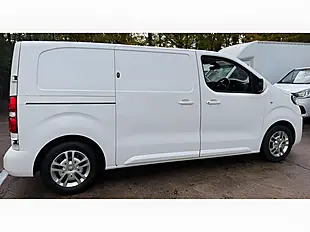 Used 2020 Vauxhall Vivaro Sportive White - Interior and Exterior details 8