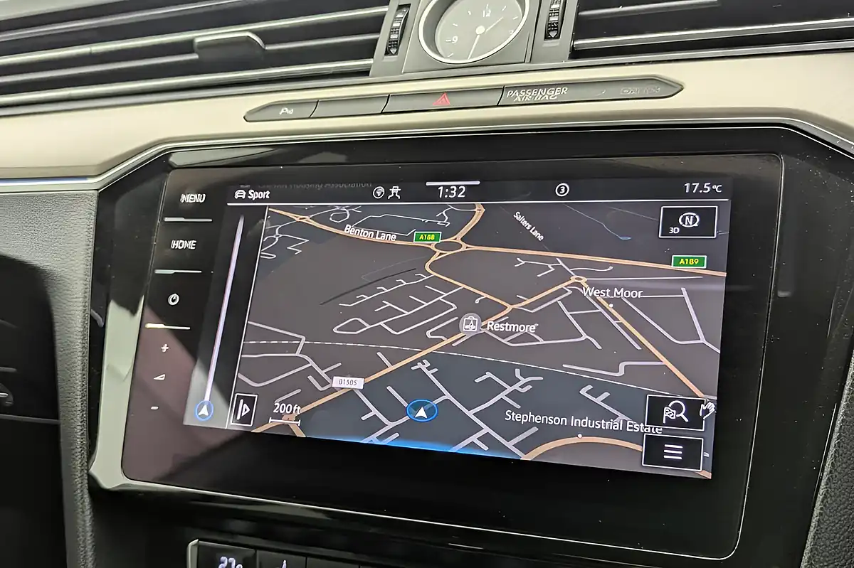 Used 2020 Volkswagen Arteon Elegance Black - Interior and Exterior details 10