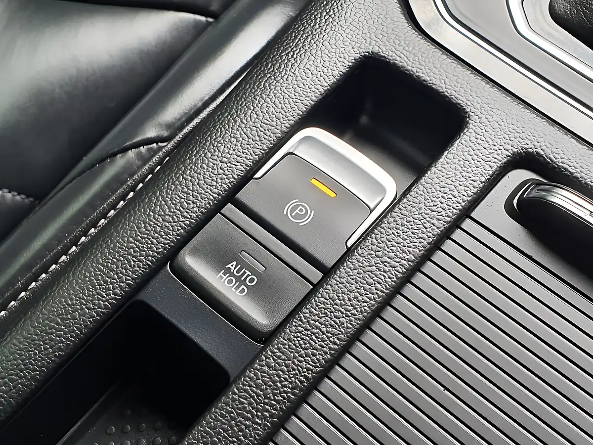 Used 2020 Volkswagen Arteon Elegance Grey - Interior and Exterior details 17