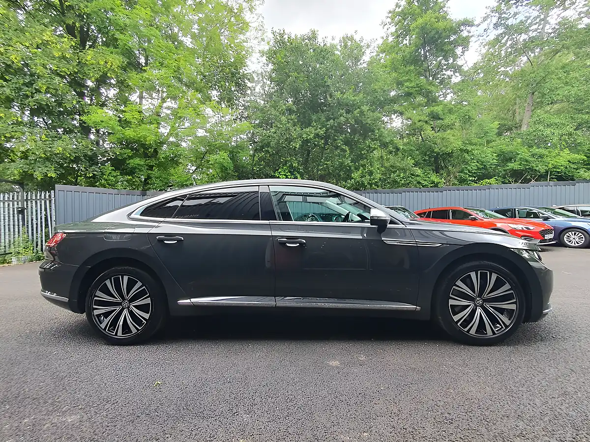 Used 2020 Volkswagen Arteon Elegance Grey - Interior and Exterior details 7