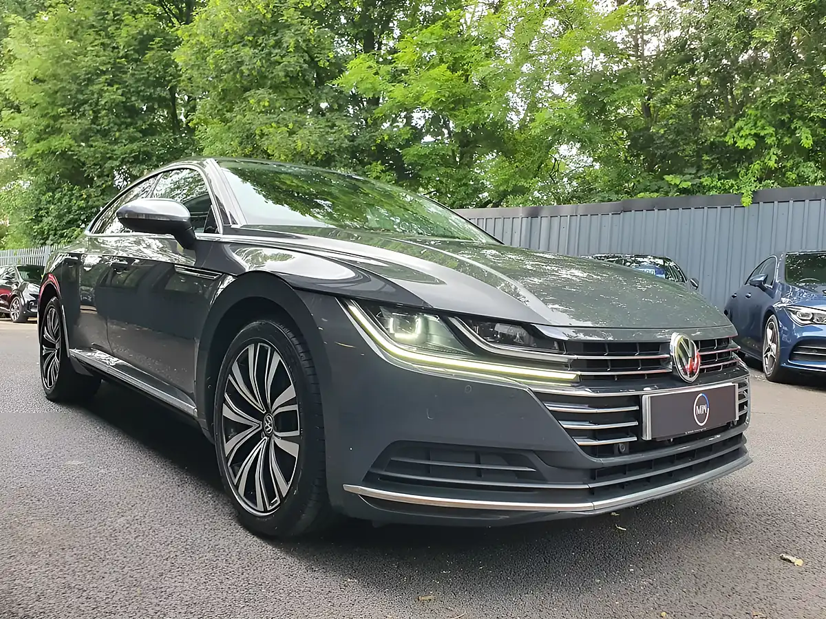 Used 2020 Volkswagen Arteon Elegance Grey - Interior and Exterior details 8
