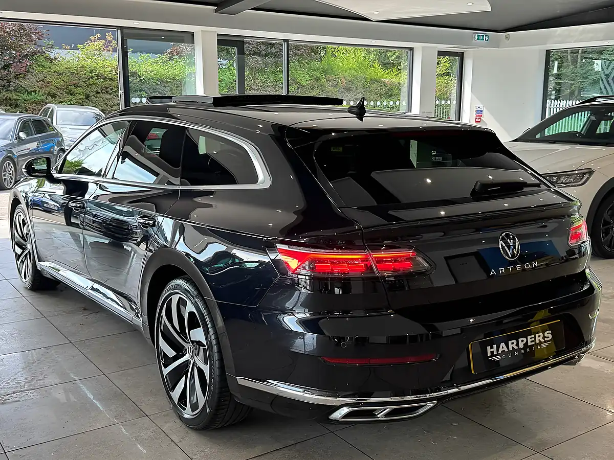 Used 2020 Volkswagen Arteon R-Line Black - Interior and Exterior details 17