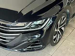 Used 2020 Volkswagen Arteon R-Line Black - Interior and Exterior details 4