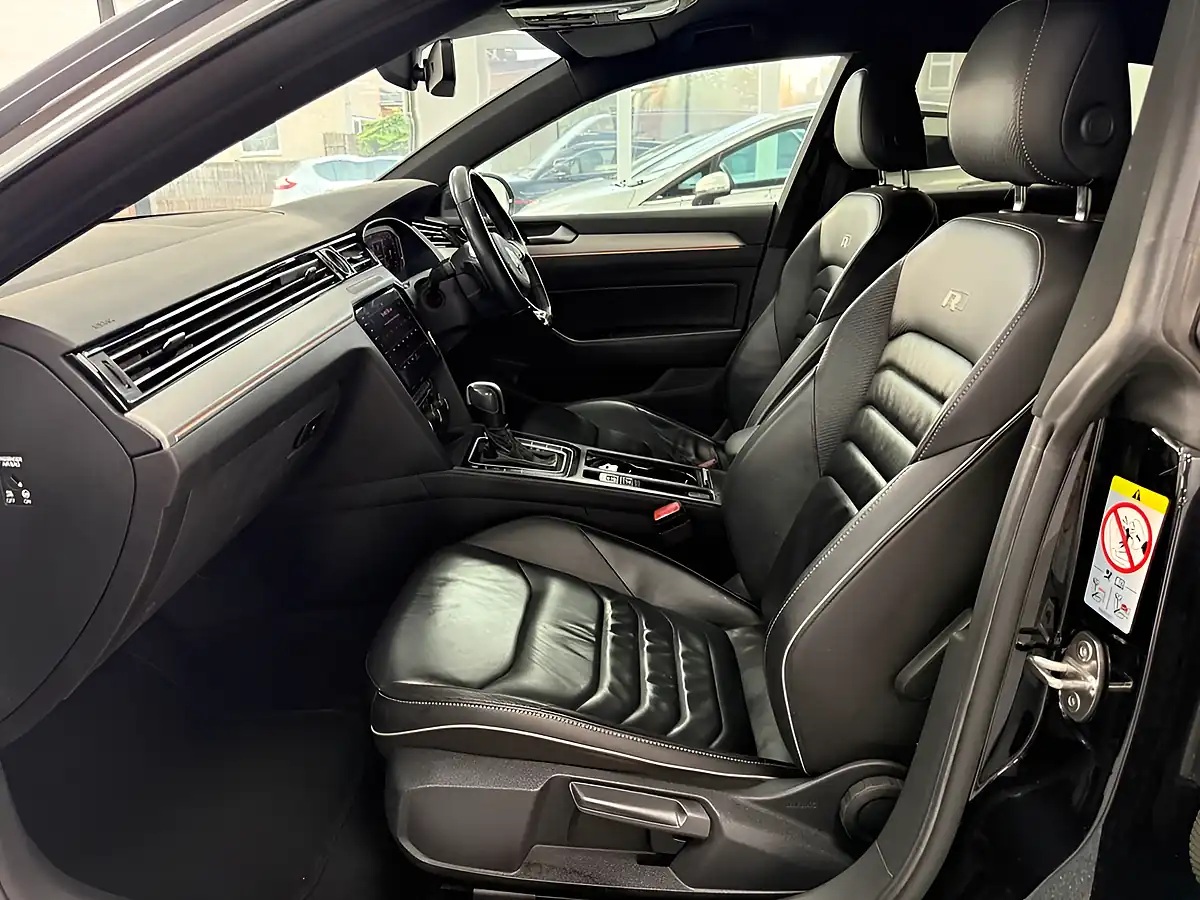 Used 2020 Volkswagen Arteon R-Line Fastback Black - Interior and Exterior details 15