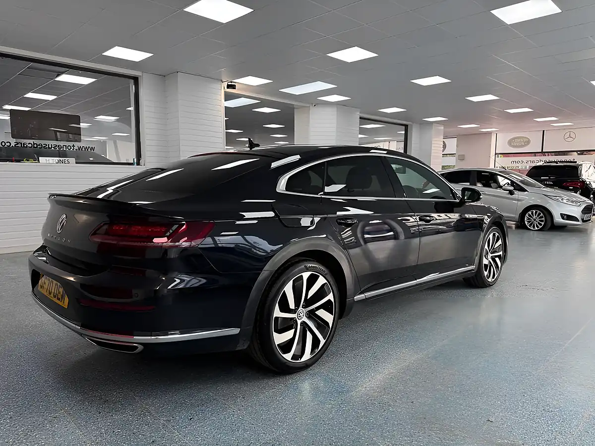 Used 2020 Volkswagen Arteon R-Line Fastback Black - Interior and Exterior details 2