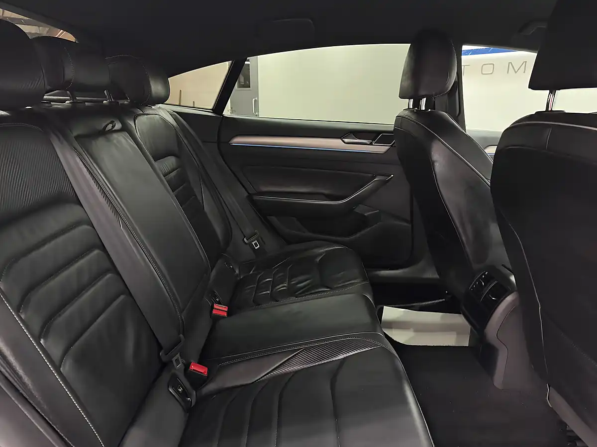 Used 2020 Volkswagen Arteon R-Line Fastback Grey - Interior and Exterior details 18