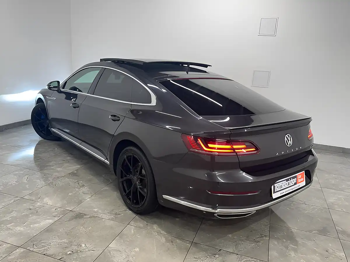Used 2020 Volkswagen Arteon R-Line Grey - Interior and Exterior details 5