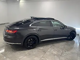 Used 2020 Volkswagen Arteon R-Line Grey - Interior and Exterior details 8