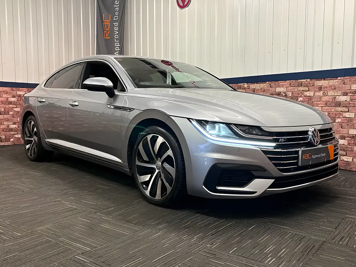 Used 2020 Volkswagen Arteon R-Line Pyrite Silver - Interior and Exterior details 10