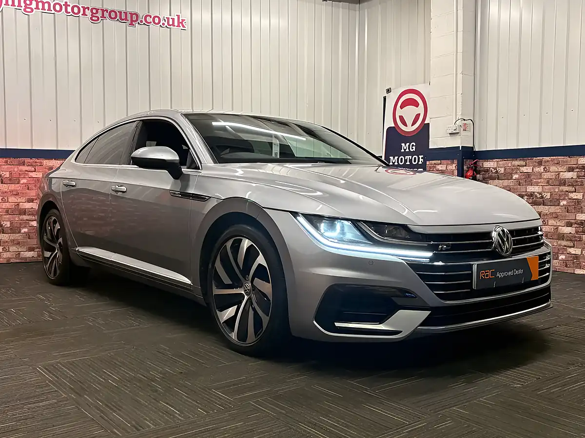 Used 2020 Volkswagen Arteon R-Line Pyrite Silver - Interior and Exterior details 11