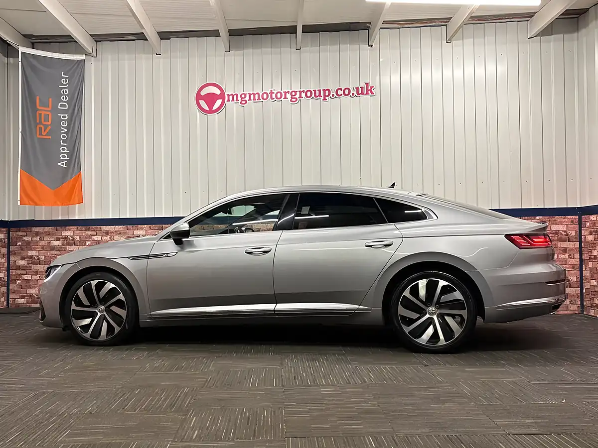 Used 2020 Volkswagen Arteon R-Line Pyrite Silver - Interior and Exterior details 13