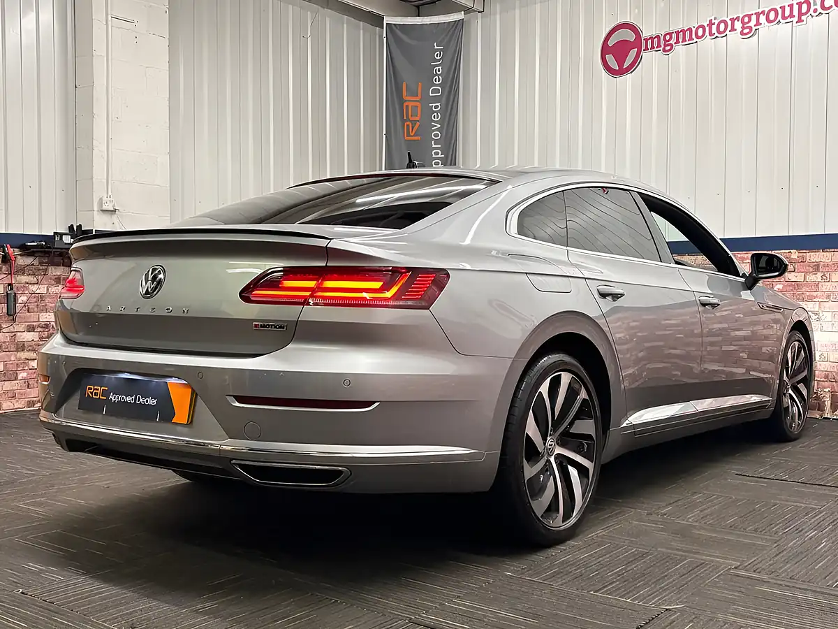 Used 2020 Volkswagen Arteon R-Line Pyrite Silver - Interior and Exterior details 17