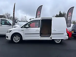 Used 2020 Volkswagen Caddy Highline White - Interior and Exterior details 13