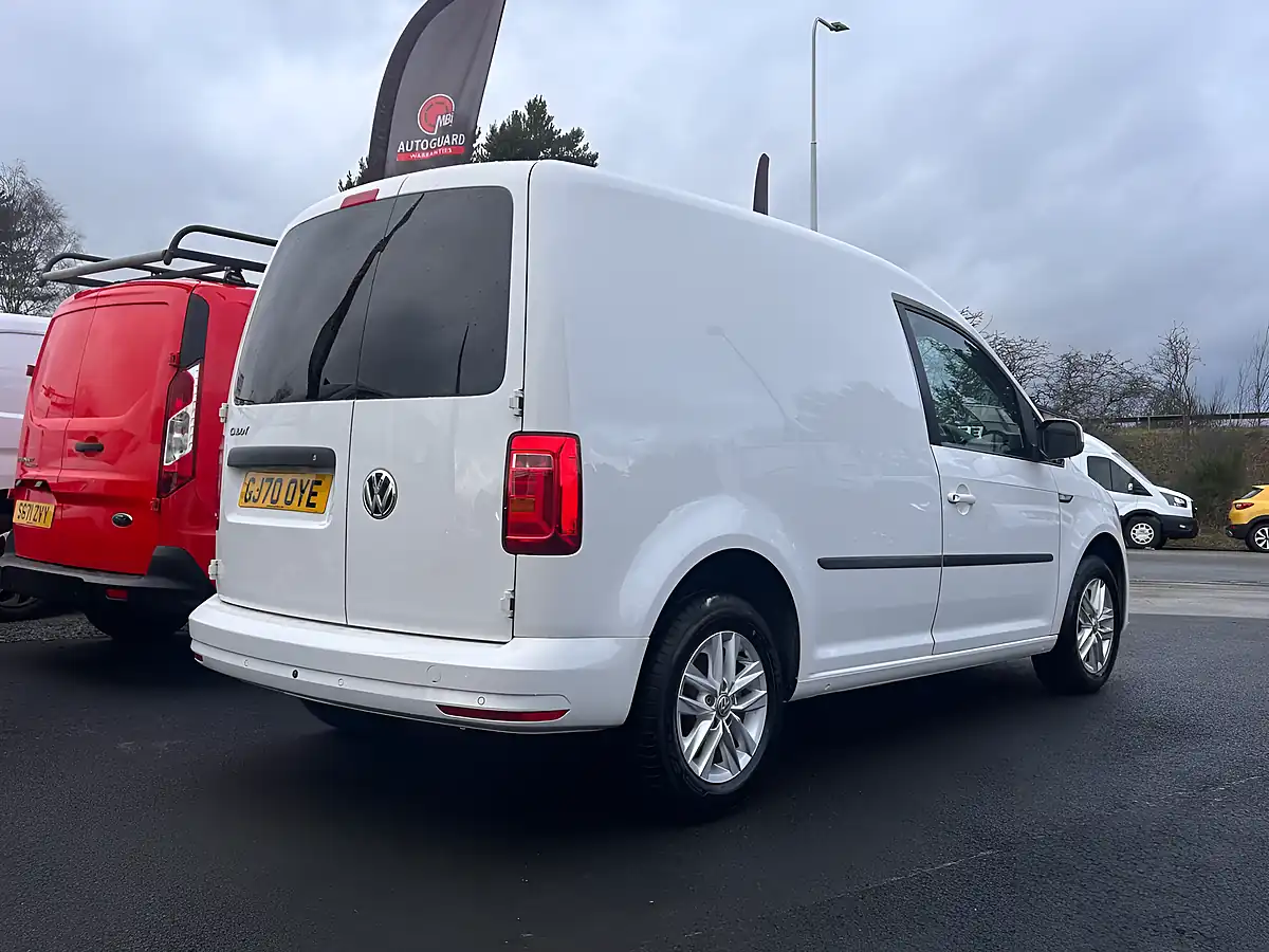 Used 2020 Volkswagen Caddy Highline White - Interior and Exterior details 4