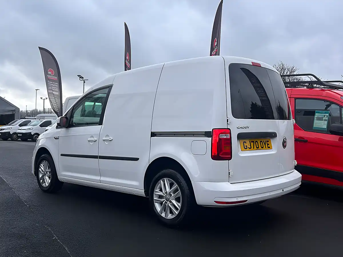 Used 2020 Volkswagen Caddy Highline White - Interior and Exterior details 7