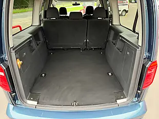 Used 2020 Volkswagen Caddy Maxi C20 Life Green - Interior and Exterior details 12