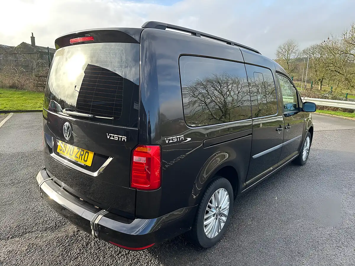 Used 2020 Volkswagen Caddy Maxi Life Black - Interior and Exterior details 5