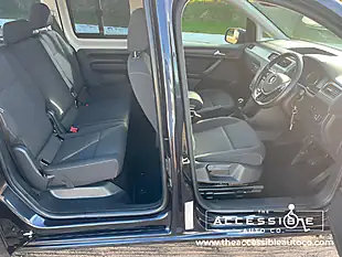 Used 2020 Volkswagen Caddy Maxi Life Blue - Interior and Exterior details 14