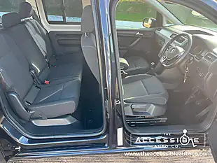 Used 2020 Volkswagen Caddy Maxi Life Blue - Interior and Exterior details 14