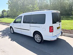 Used 2020 Volkswagen Caddy Maxi Life White - Interior and Exterior details 5