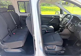 Used 2020 Volkswagen Caddy Maxi Life White - Interior and Exterior details 8