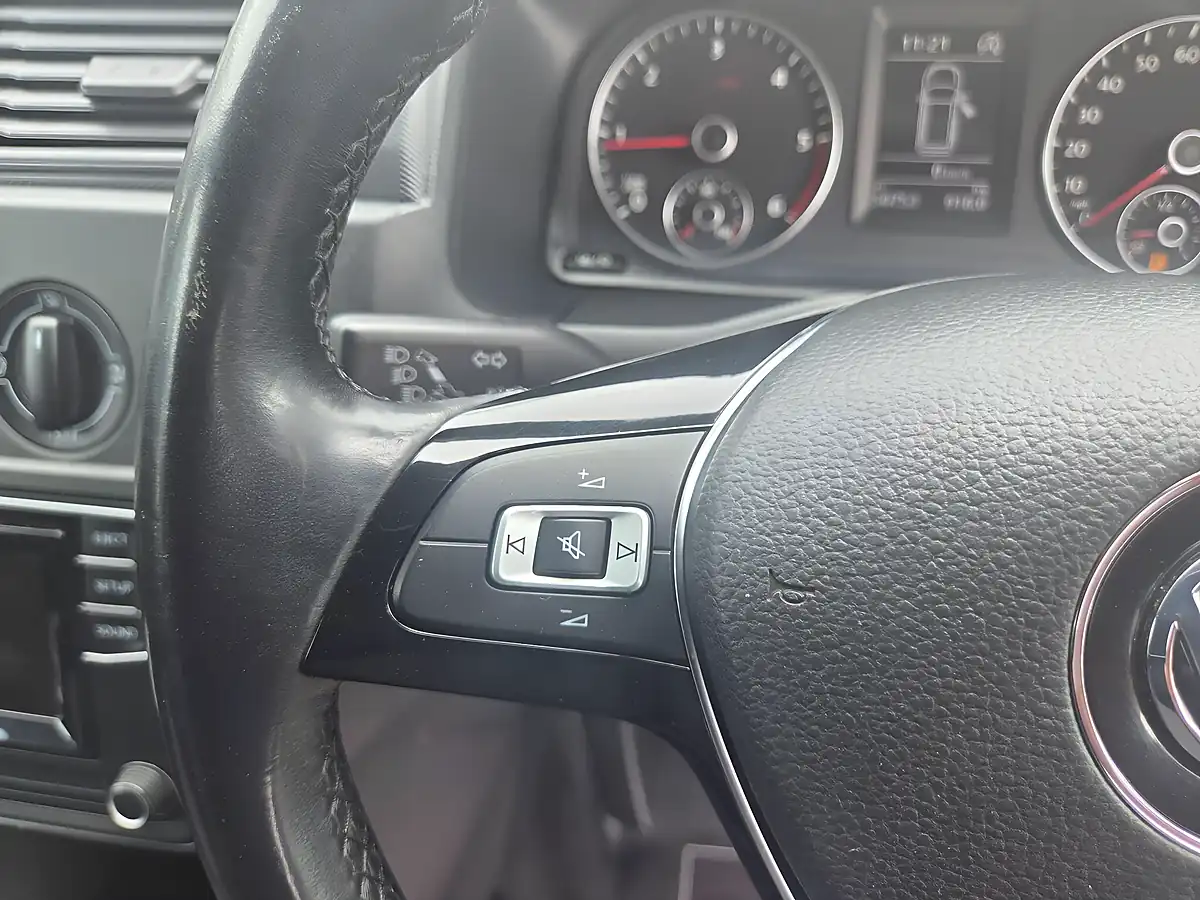Used 2020 Volkswagen Caddy Maxi Startline Silver - Interior and Exterior details 17