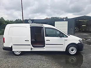 Used 2020 Volkswagen Caddy Maxi Startline White - Interior and Exterior details 4