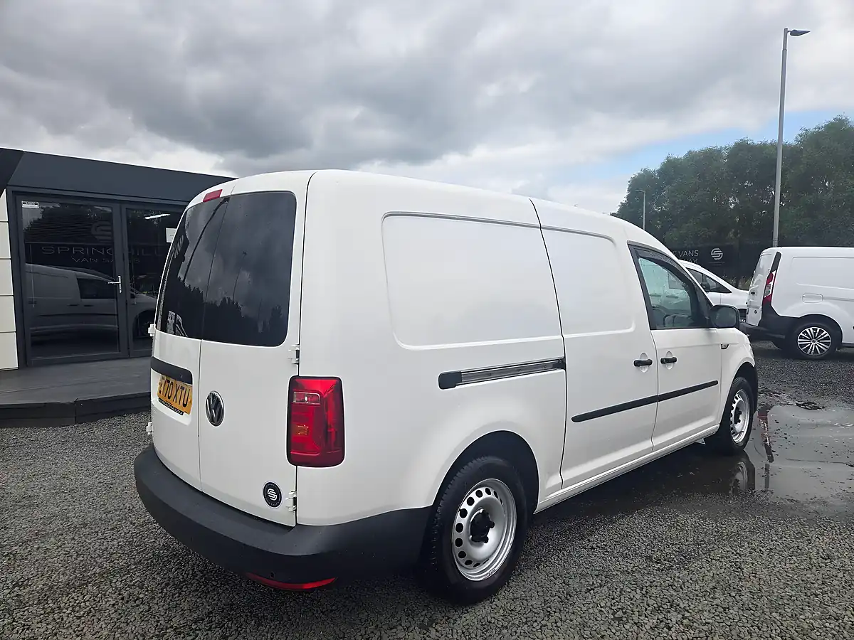 Used 2020 Volkswagen Caddy Maxi Startline White - Interior and Exterior details 8