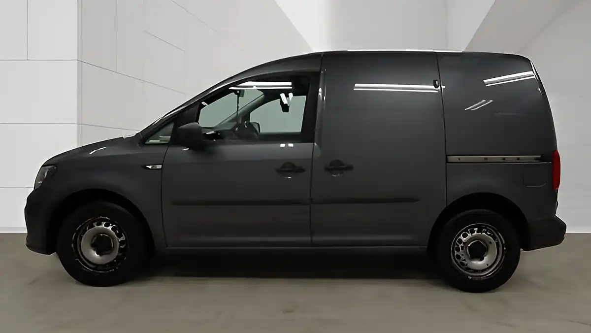 Used 2020 Volkswagen Caddy Startline Grey - Interior and Exterior details 4