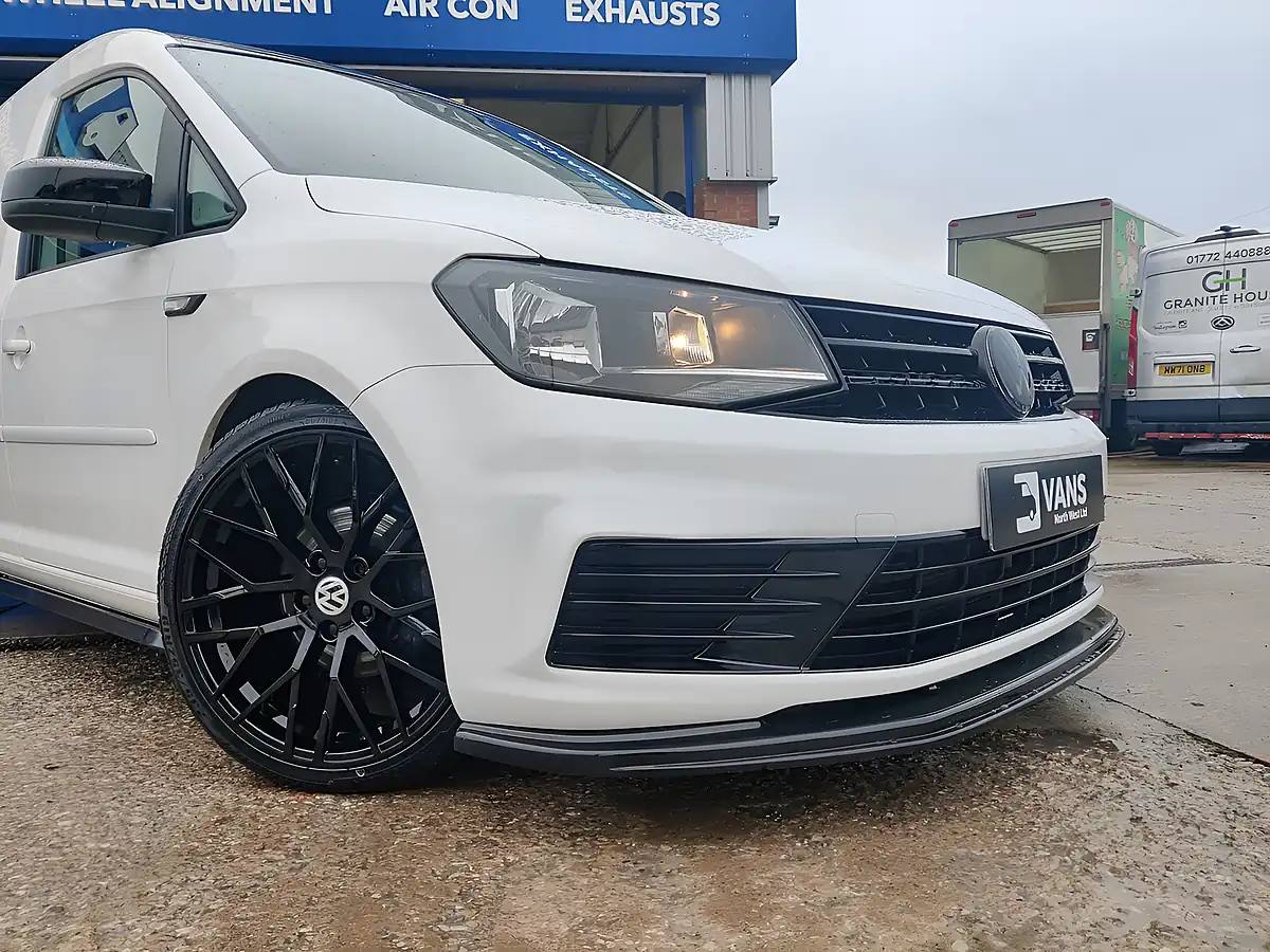 Used 2020 Volkswagen Caddy Startline White - Interior and Exterior details 3