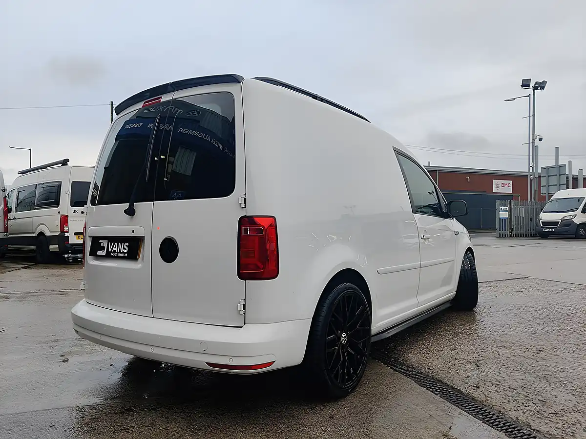 Used 2020 Volkswagen Caddy Startline White - Interior and Exterior details 9