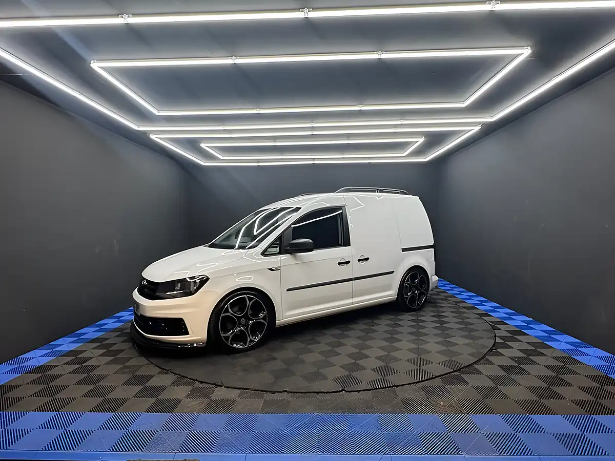 Used 2020 Volkswagen Caddy Startline White - Interior and Exterior details 8