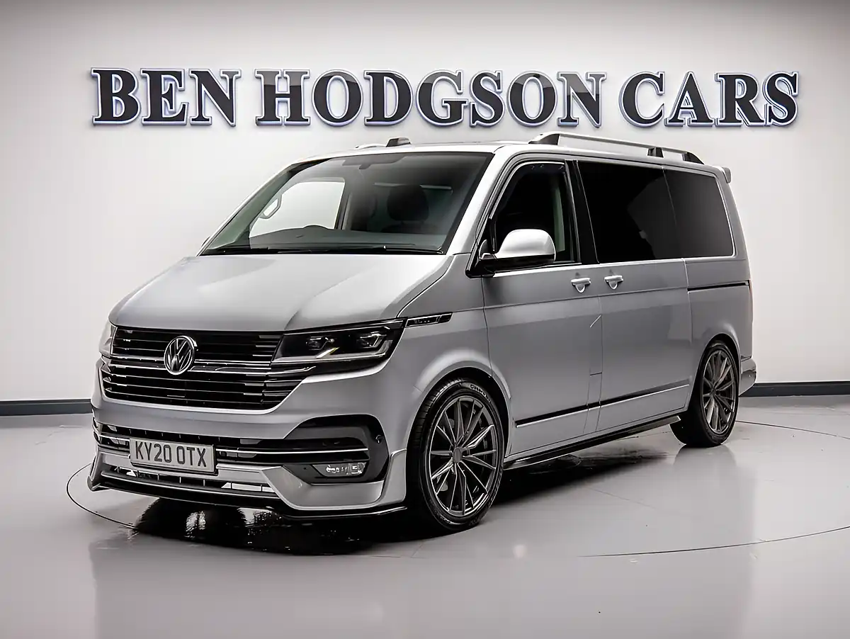 Used 2020 Volkswagen Caravelle Executive Silver - Front View