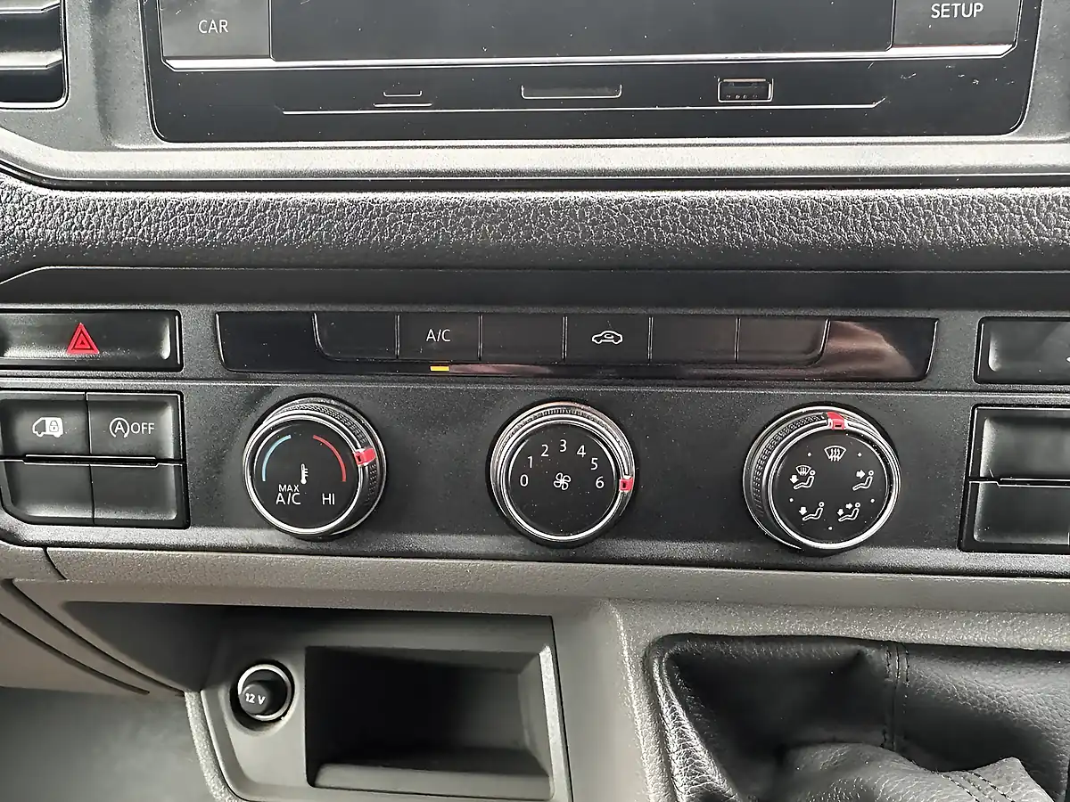Used 2020 Volkswagen Crafter Startline L2H2 White - Interior and Exterior details 16