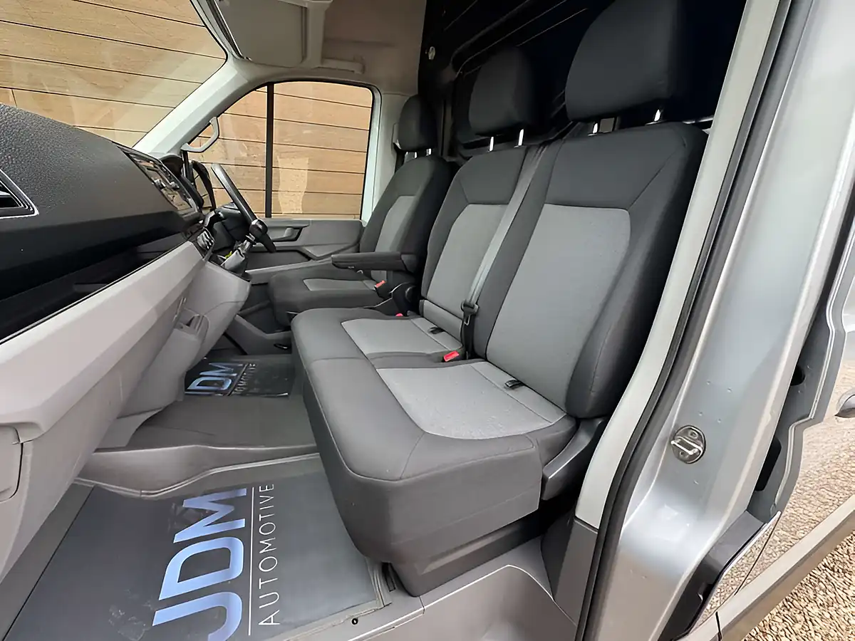 Used 2020 Volkswagen Crafter Startline Silver - Interior and Exterior details 19