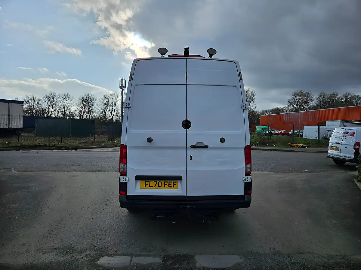 Used 2020 Volkswagen Crafter Trendline Mwb White - Interior and Exterior details 7