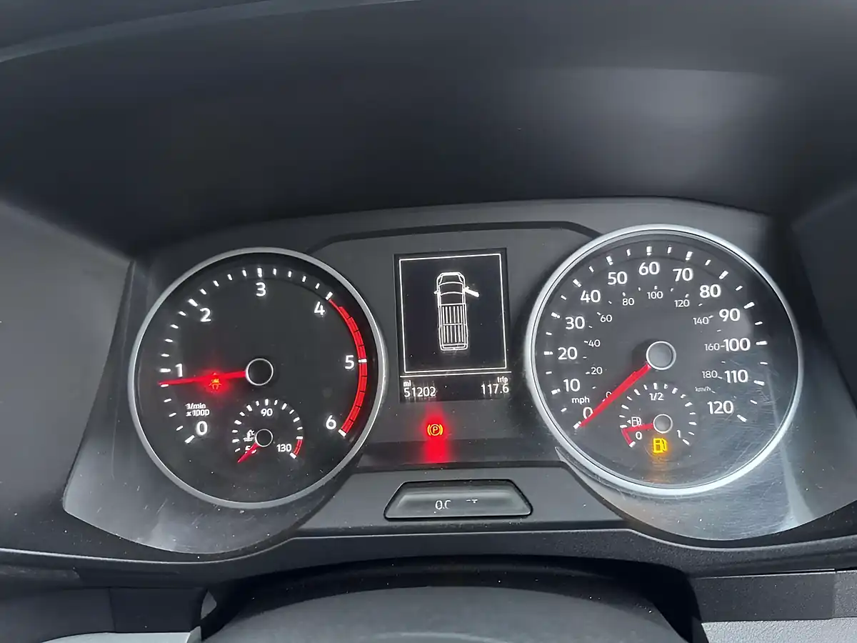 Used 2020 Volkswagen Crafter Trendline White - Interior and Exterior details 20