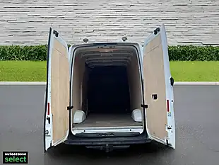 Used 2020 Volkswagen Crafter Trendline White - Interior and Exterior details 9
