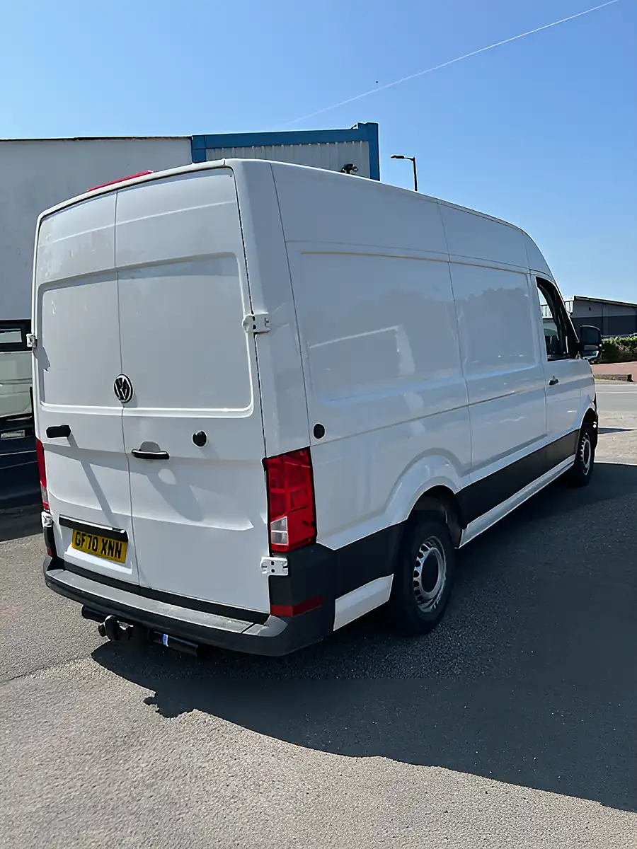 Used 2020 Volkswagen Crafter Trendline White - Interior and Exterior details 12