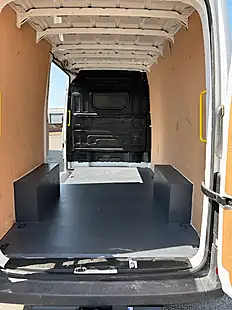 Used 2020 Volkswagen Crafter Trendline White - Interior and Exterior details 4