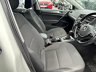 Used 2020 Volkswagen E-Golf Auto 5dr White - Interior and Exterior details 9